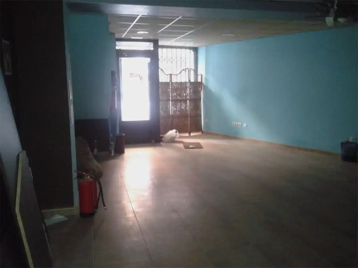 Local en venta en Épila, Zaragoza