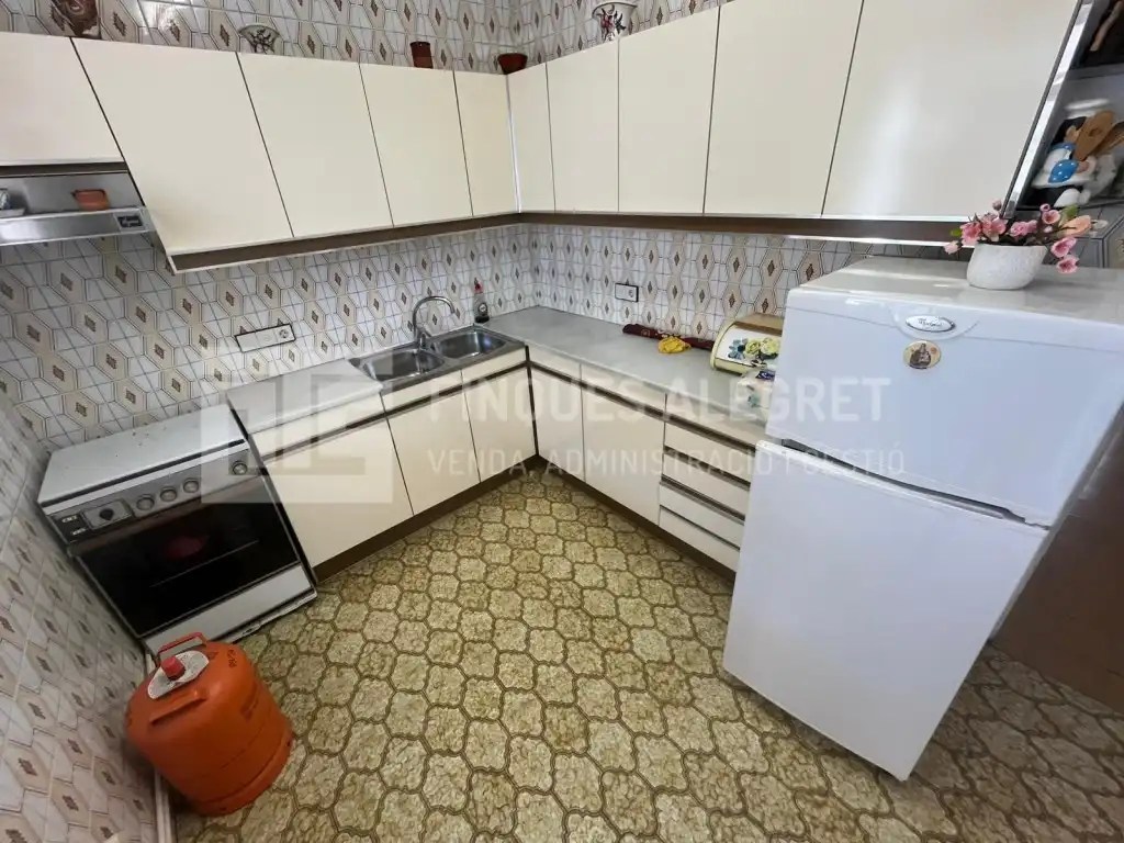 Kitchen of Houses for sale in La Pobla de Segur