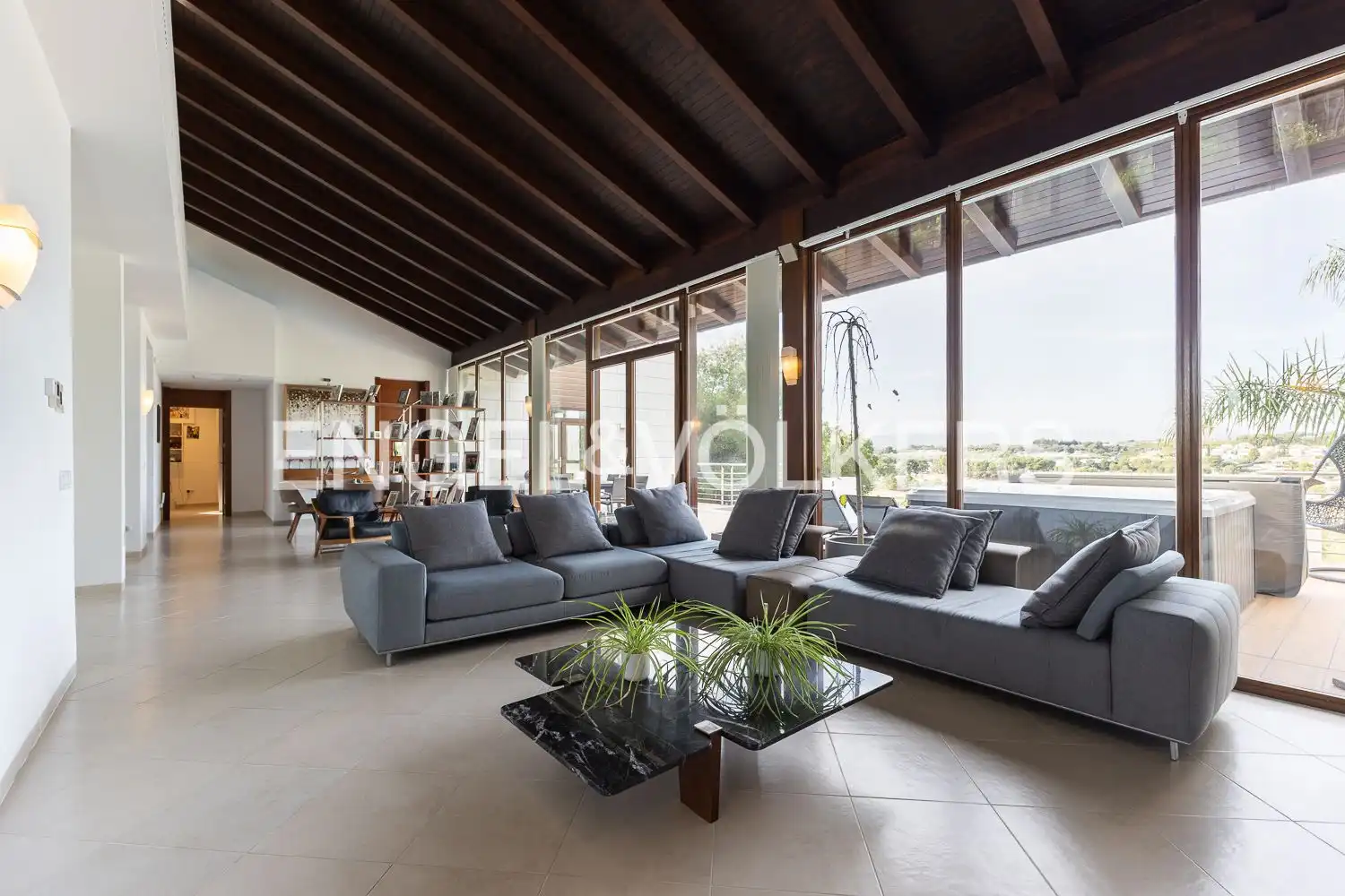 Casa con piscina en venta en El Bosque