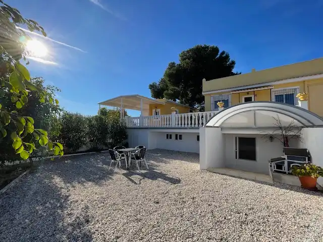 Jardí de Casa o xalet en venda en Alicante / Alacant amb Aire condicionat, Calefacció i Jardí privat