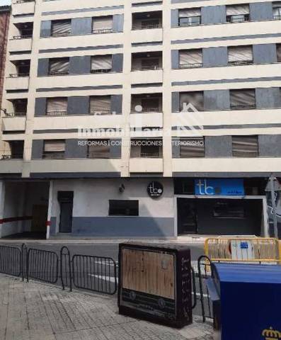 Local comercial en Venta en FRAY LUIS DE GRANADA, 9 en Carmelitas