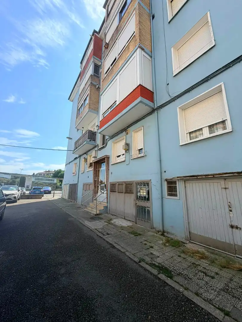 Exterior view of Flat for sale in Torrelavega   with Heating, Parquet flooring and Furnished