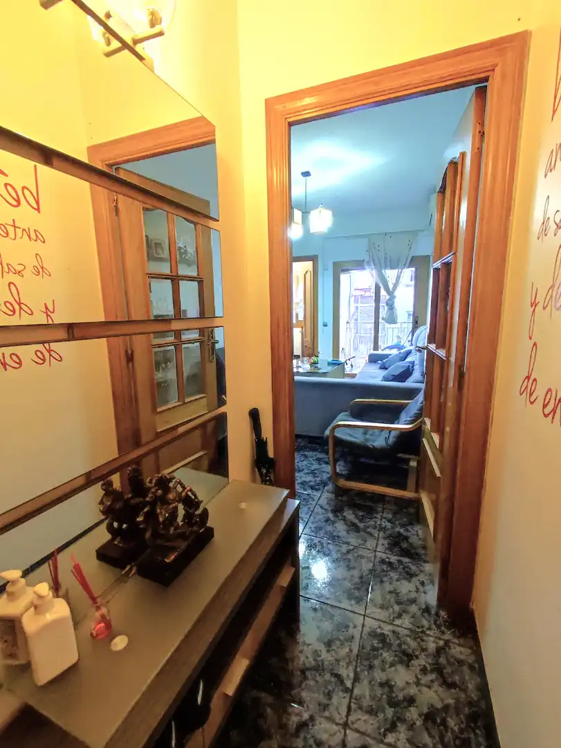 Piso en venta en Badalona con Aire acondicionado, Calefacción y Horno