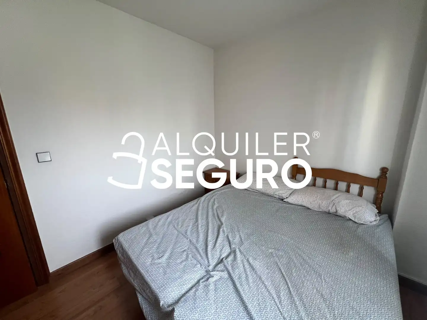 Habitación de Piso de alquiler en Madrid con Calefacción y Amueblado