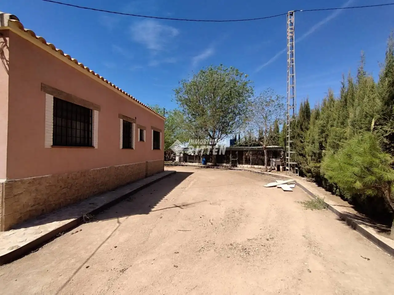 Vista exterior de Finca rústica en venda en Fuente Álamo de Murcia amb Aire condicionat, Jardí privat i Moblat