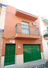 Vista exterior de Casa o chalet en venta en  Sevilla Capital