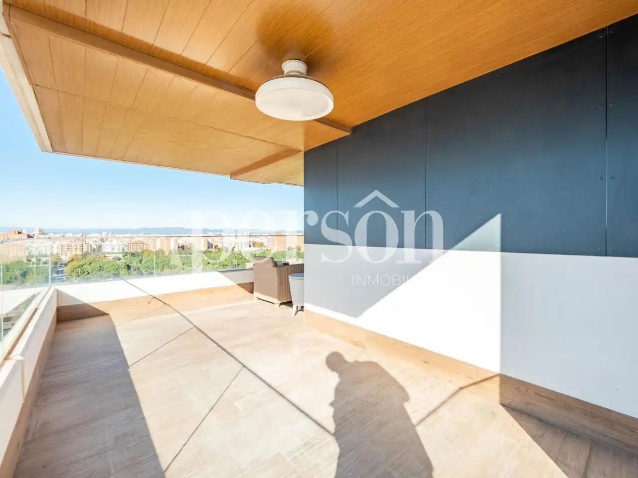 Terrasse von Wohnung zum Verkauf in Valencia mit Klimaanlage, Terrasse und Schwimmbad