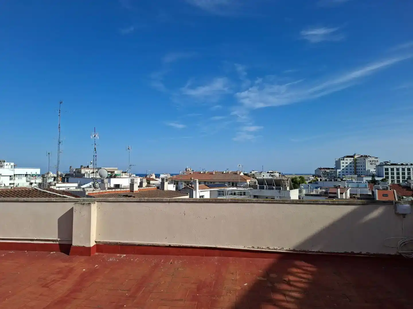 Außenansicht von Dachboden zum Verkauf in Sitges mit Balkon