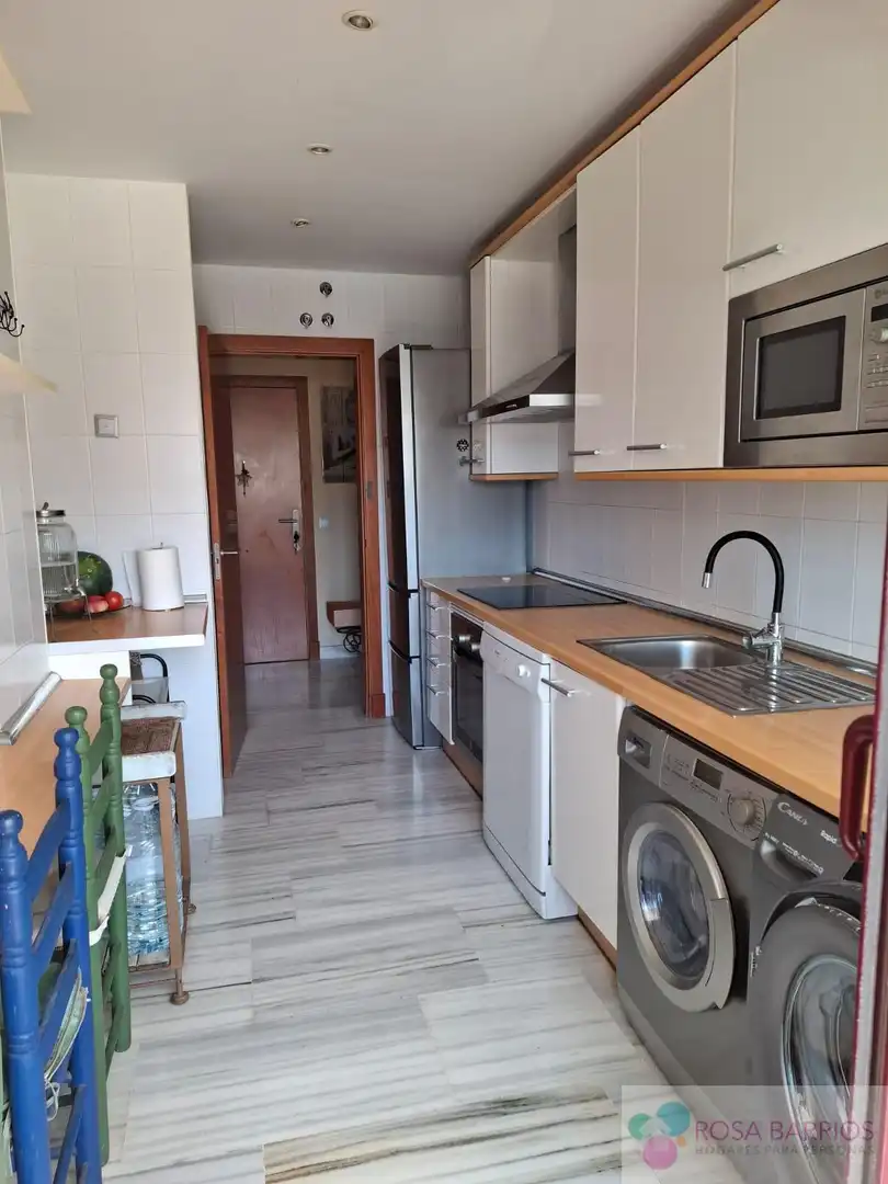 Cocina de Apartamento en venta en Benahavís con Aire acondicionado, Terraza y Amueblado