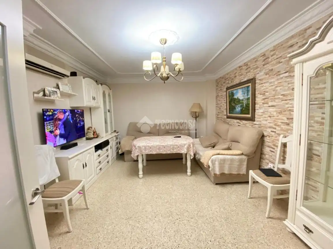 Casa adosada en venta en Centro - Doña Mercedes