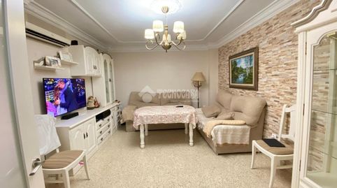 Foto 2 de Casa adosada en venta en Centro - Doña Mercedes, Dos Hermanas