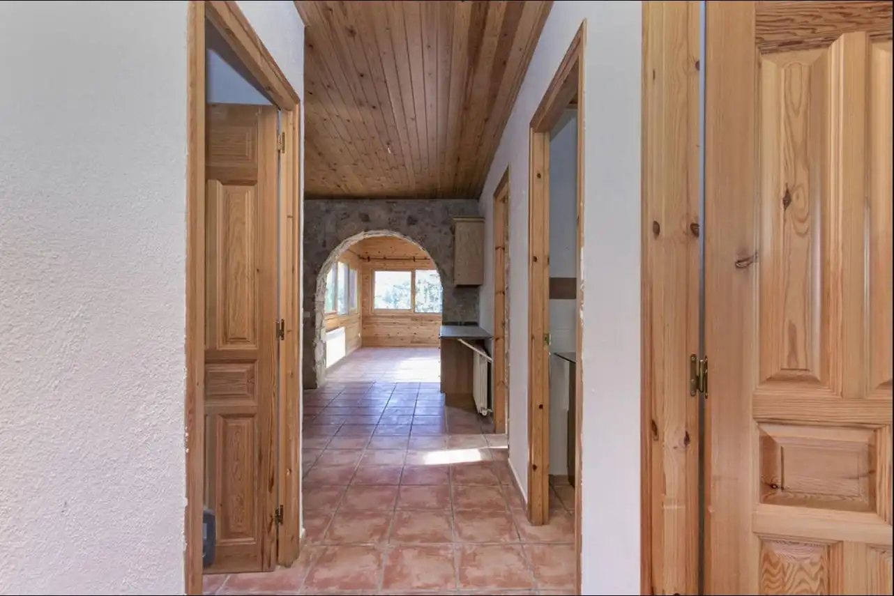 Flat for sale in Cercs, Barcelona