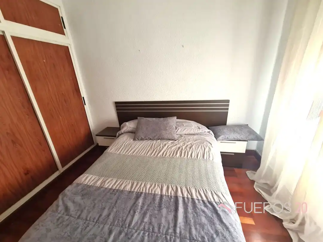 Schlafzimmer von Wohnung zum Verkauf in Barakaldo  mit Heizung und Möbliert