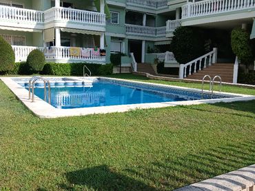 Appartement compact avec piscine à vendre à Carrer els Jardins 10