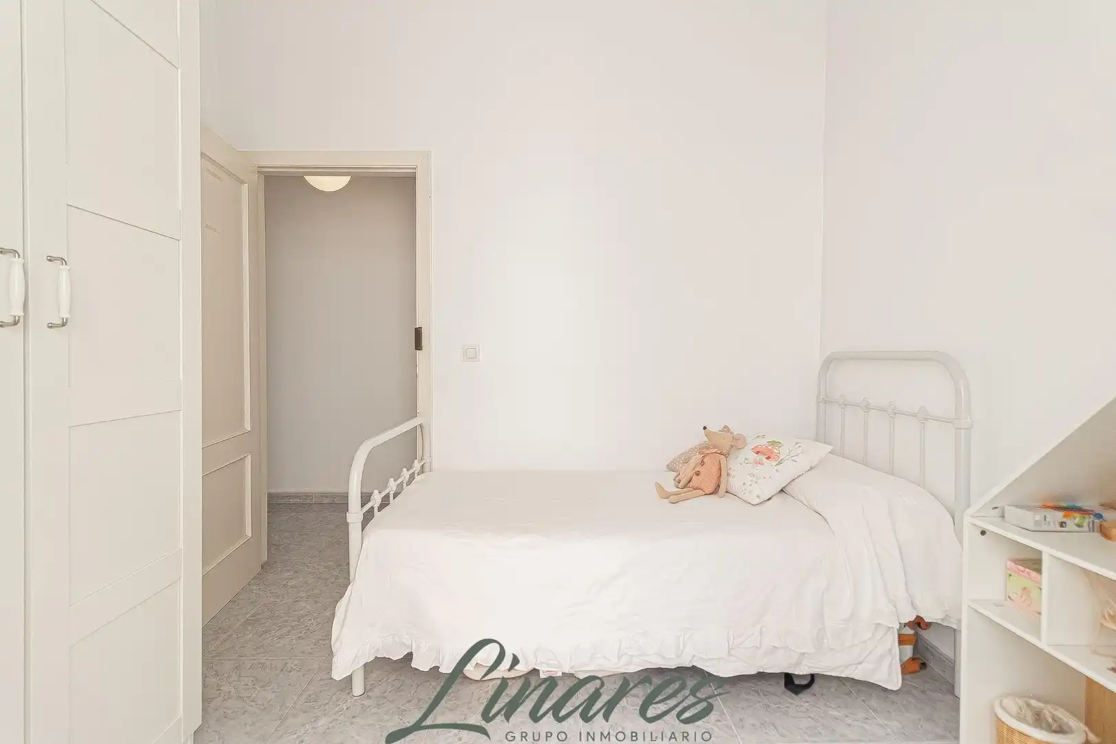 Dormitori de Apartament en venda en Cartagena amb Balcó