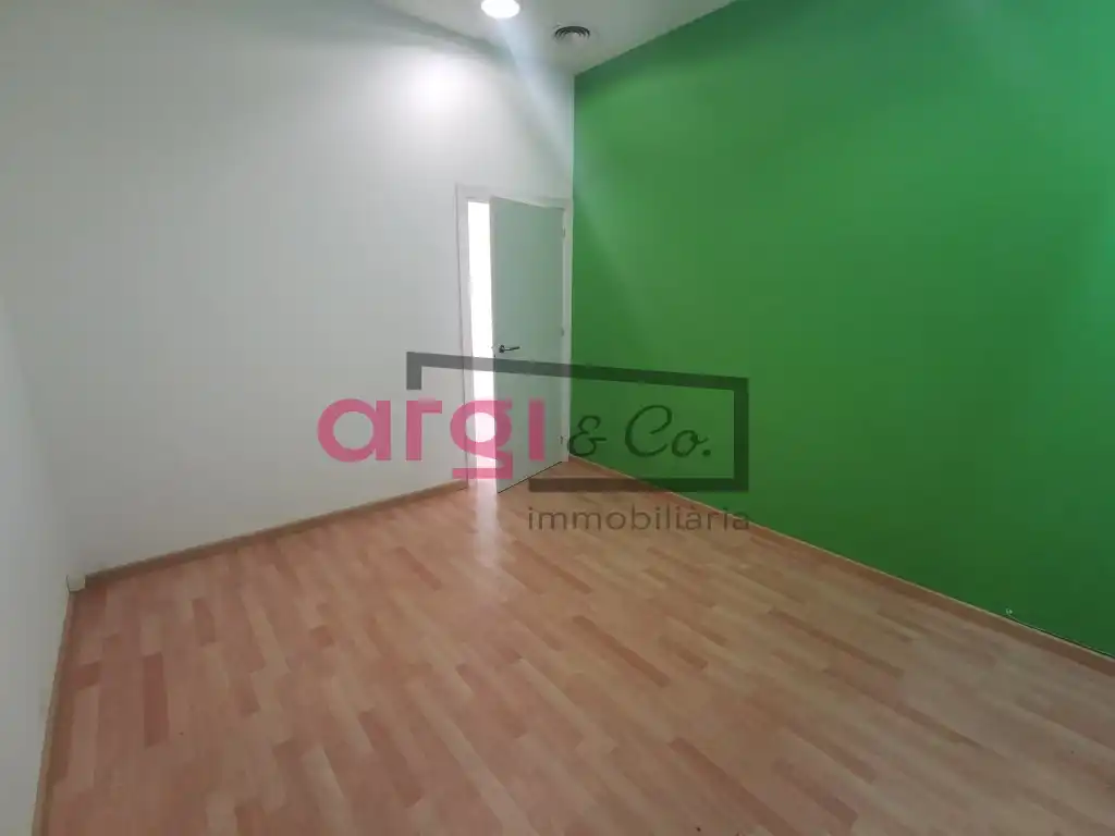 Local comercial de lloguer a La Roureda, imagen 9