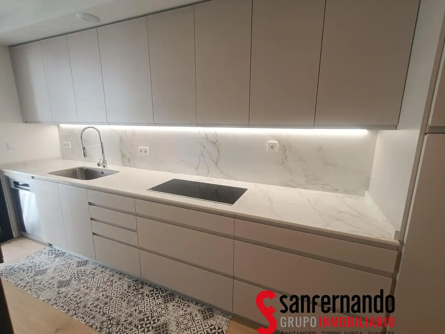 Küche von Wohnung zur Miete in Santander mit Heizung, Möbliert und Balkon