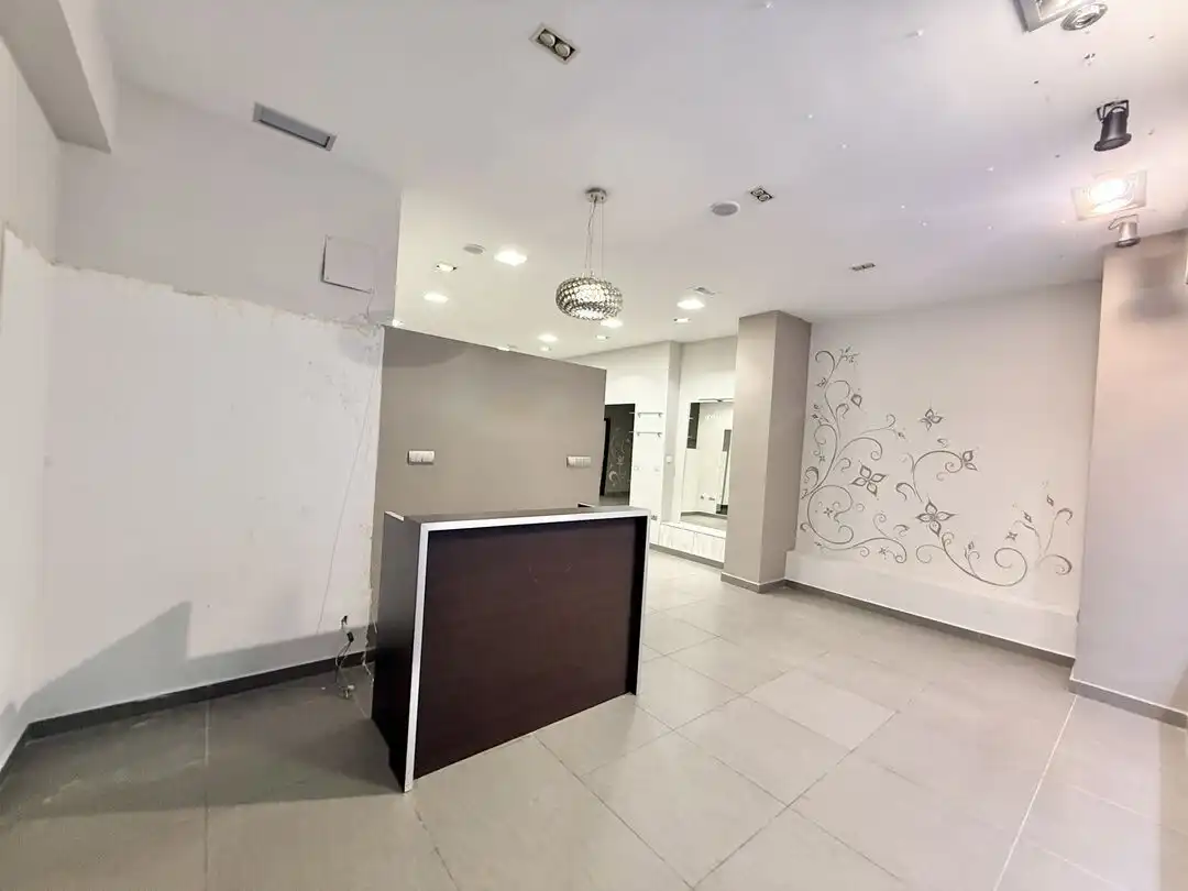 Local comercial en alquiler en San Bartolome Kalea, imagen 4