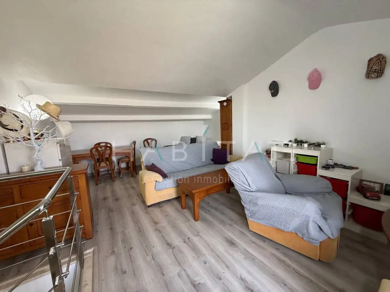 Dúplex en venta en Pilar de la Horadada con Aire acondicionado, Terraza y Balcón