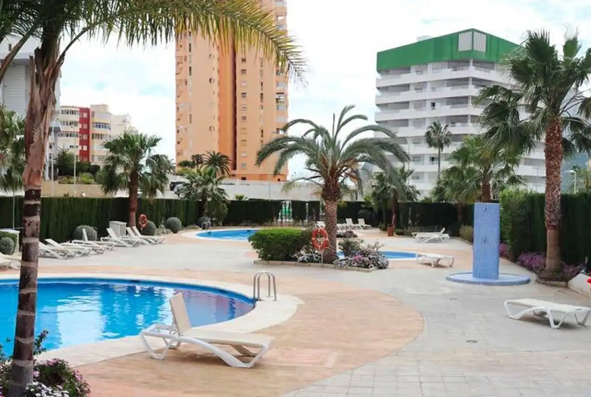 Piscina de Apartament en venda en Calpe / Calp amb Aire condicionat, Calefacció i Terrassa