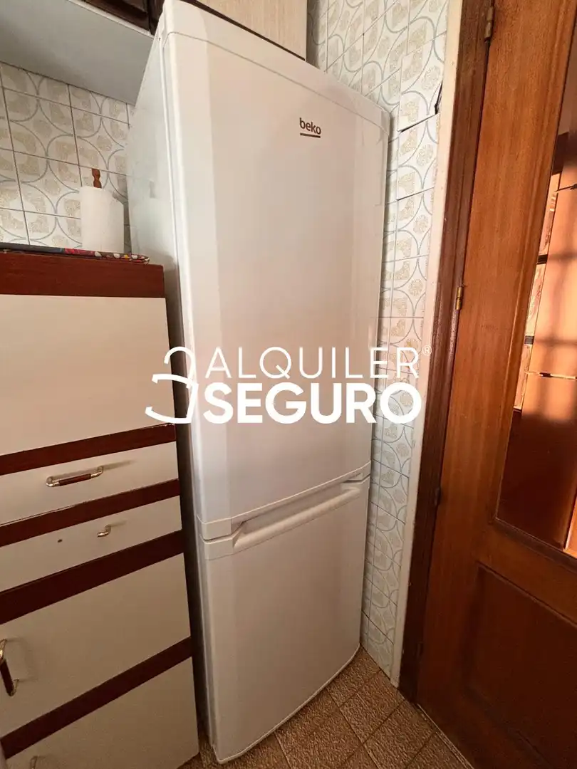 Schlafzimmer von Wohnung zur Miete in Madrid mit Klimaanlage, Heizung und Möbliert