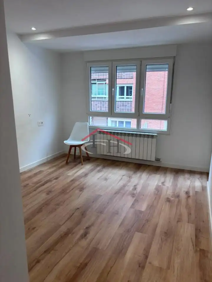 Flat for sale in León Capital   with Heating, Parquet flooring and Terrace