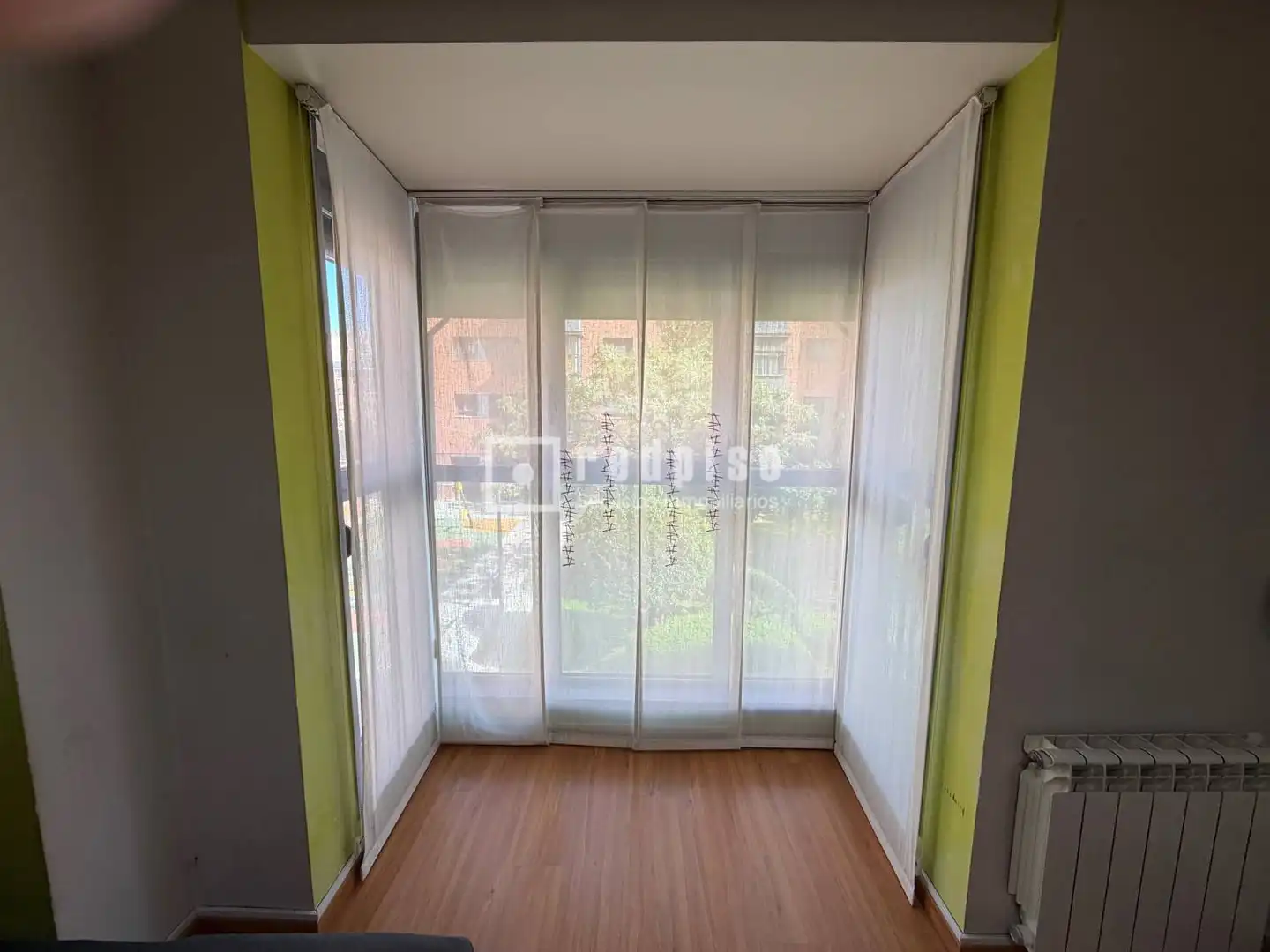 Bedroom of Flat for sale in Madrid  with Air Conditioner, Heating and Private garden