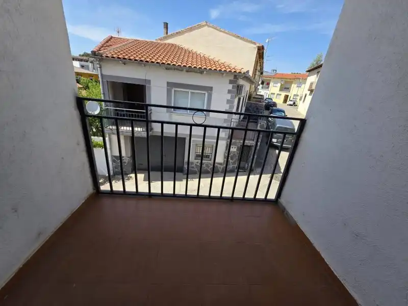 Terrassa de Casa o xalet en venda en Valdeobispo amb Aire condicionat, Jardí privat i Terrassa