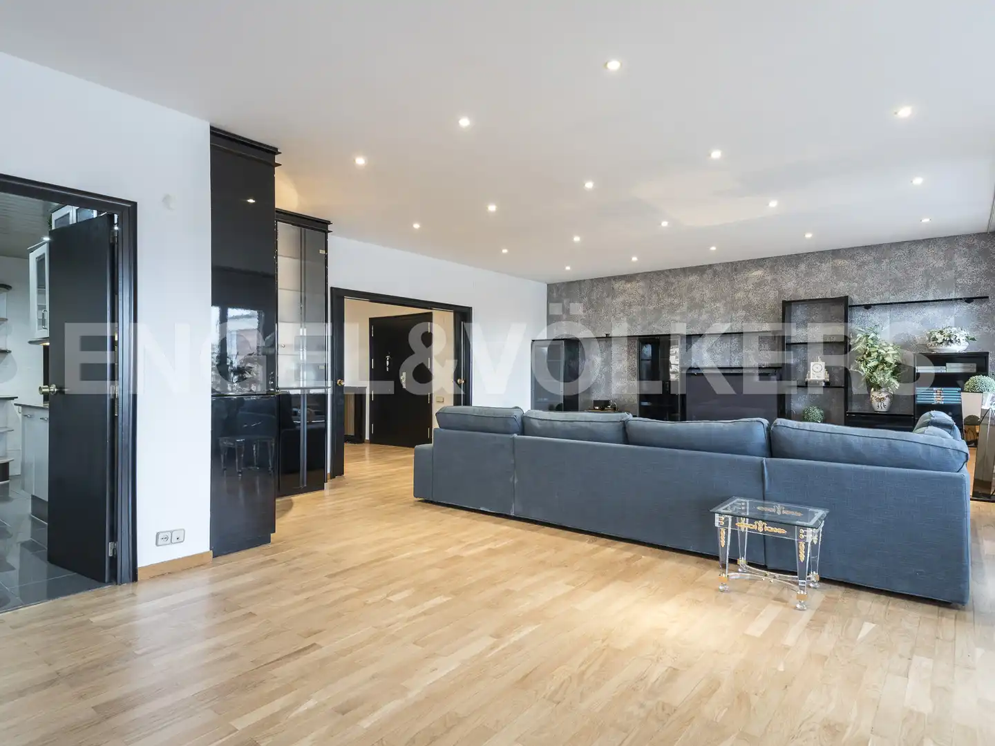 Living room of Flat for rent in Barcelona  with Air Conditioner, Heating and Parquet flooring