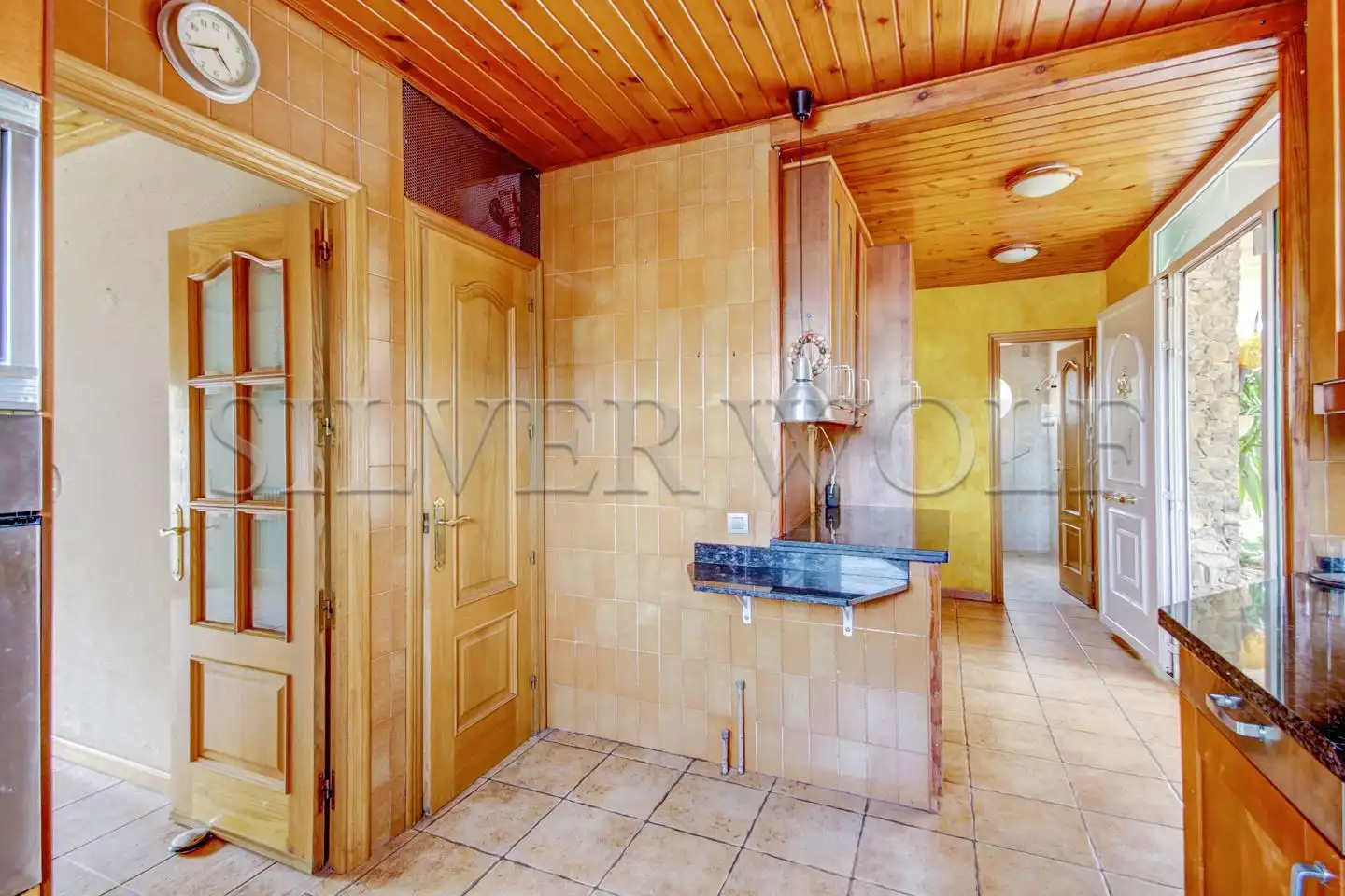 Cocina de Casa o chalet en venta en Vallirana con Calefacción, Jardín privado y Terraza
