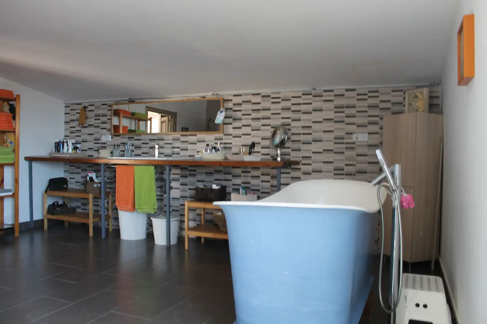 Baño de Casa o chalet en venta en L'Estartit con Aire acondicionado, Calefacción y Jardín privado