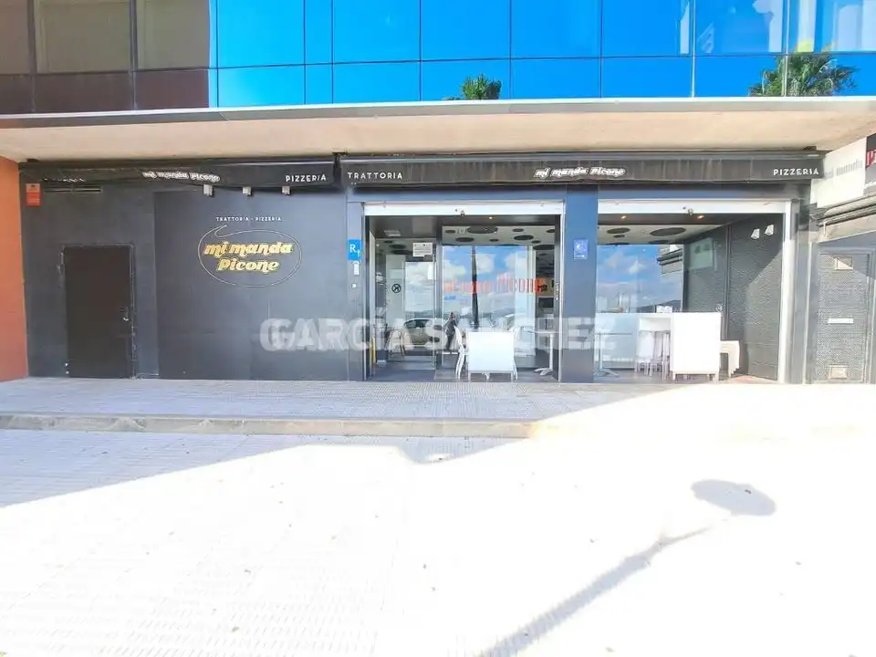 Business premises for transfer in Paseo del Arenal 10, imagen 2