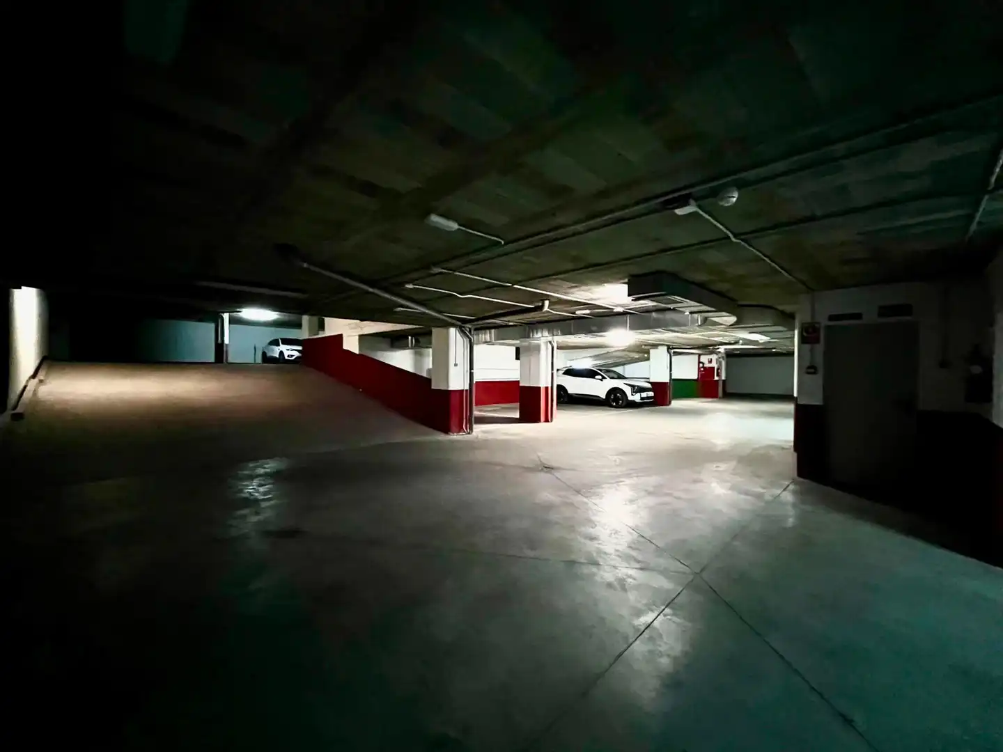 Garage for rent in Calle de Albarracín, 15, Simancas