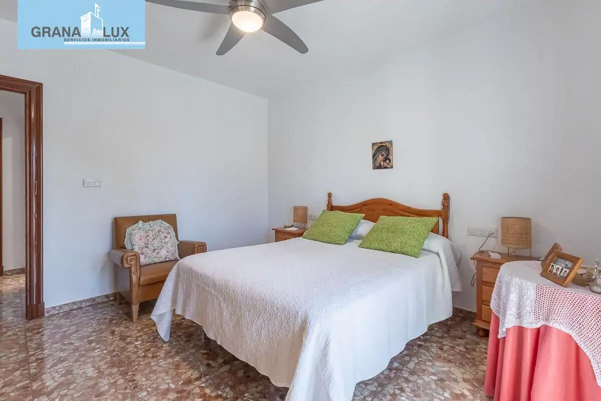 Chalet con piscina en venta en Calle Olmo, imagen 14