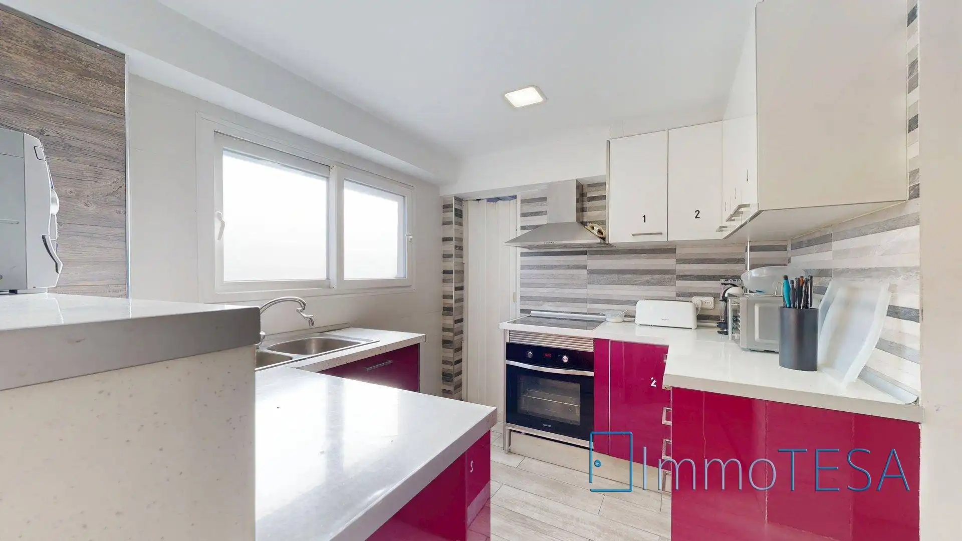 Flat with terrace for sale in Sant Martí, imagen 9