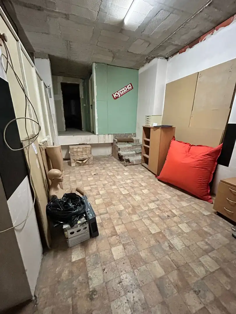 Business premises for sale in Carrer Santa Anna, imagen 3