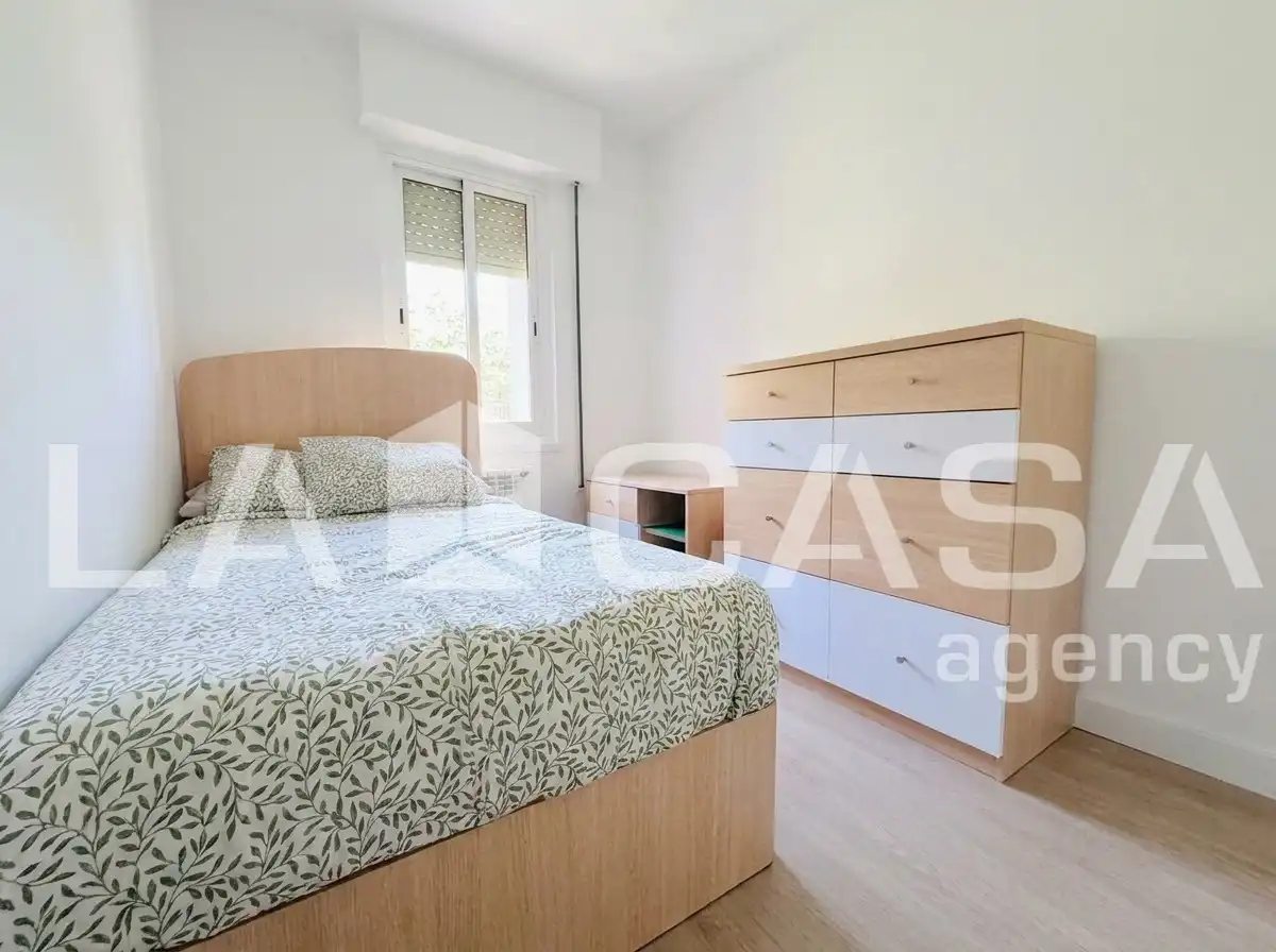 Bedroom of Flat for sale in Barcelona  with Balcony