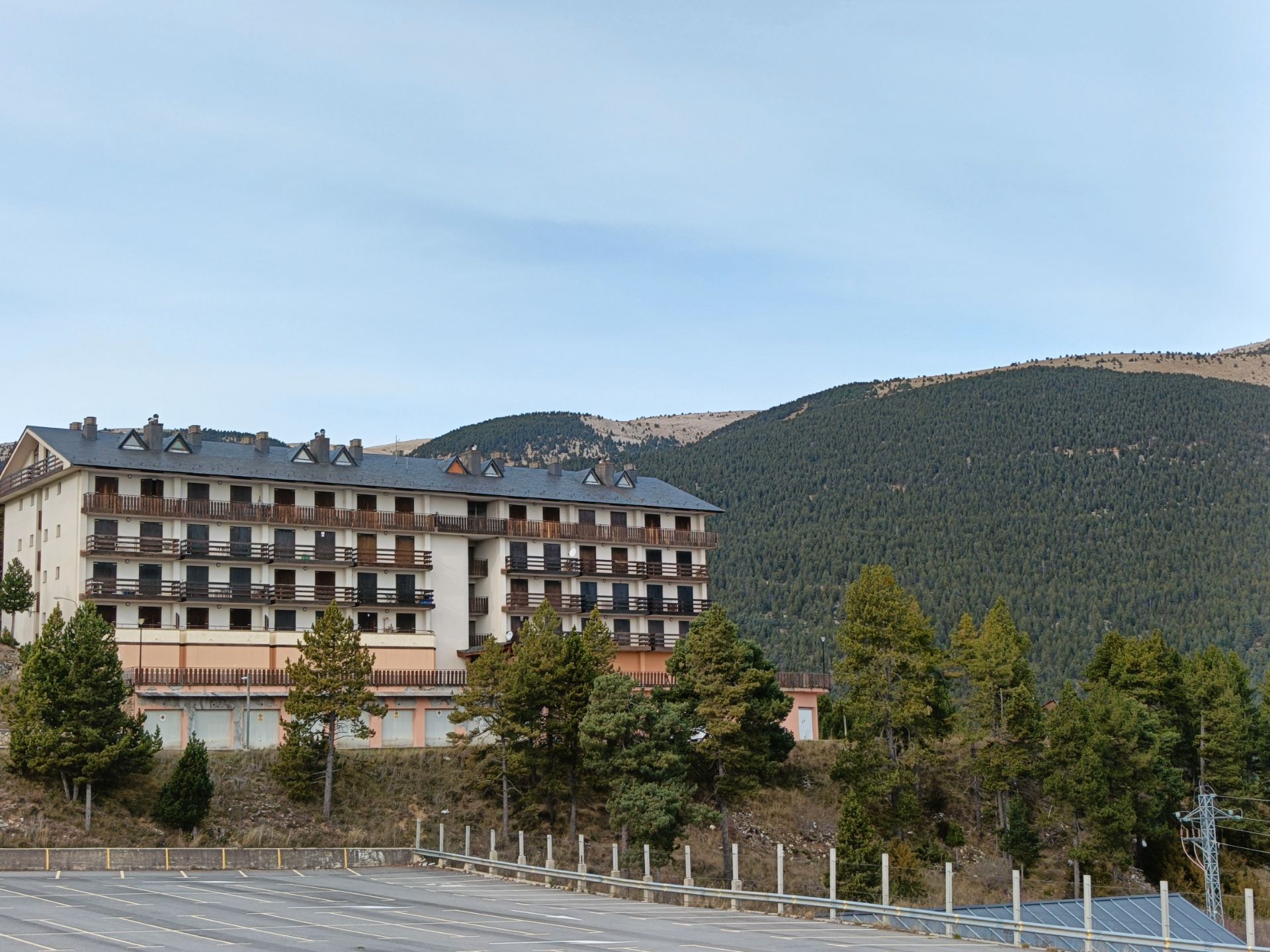 Vista exterior de Dúplex en venda en La Coma i la Pedra amb Calefacció, Parquet i Traster