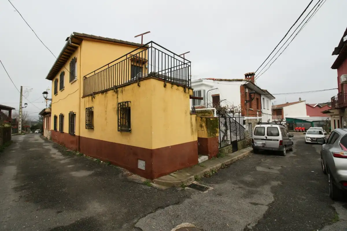 Exterior view of Houses for sale in Arenas de San Pedro  with Terrace