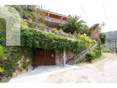 Vista exterior de Casa o xalet en venda en Figaró-Montmany amb Calefacció, Jardí privat i Terrassa