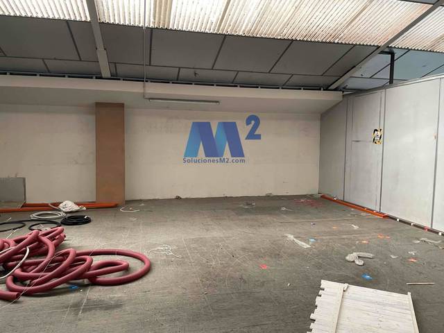 Nave industrial en Alquiler en Barrio de la Estación