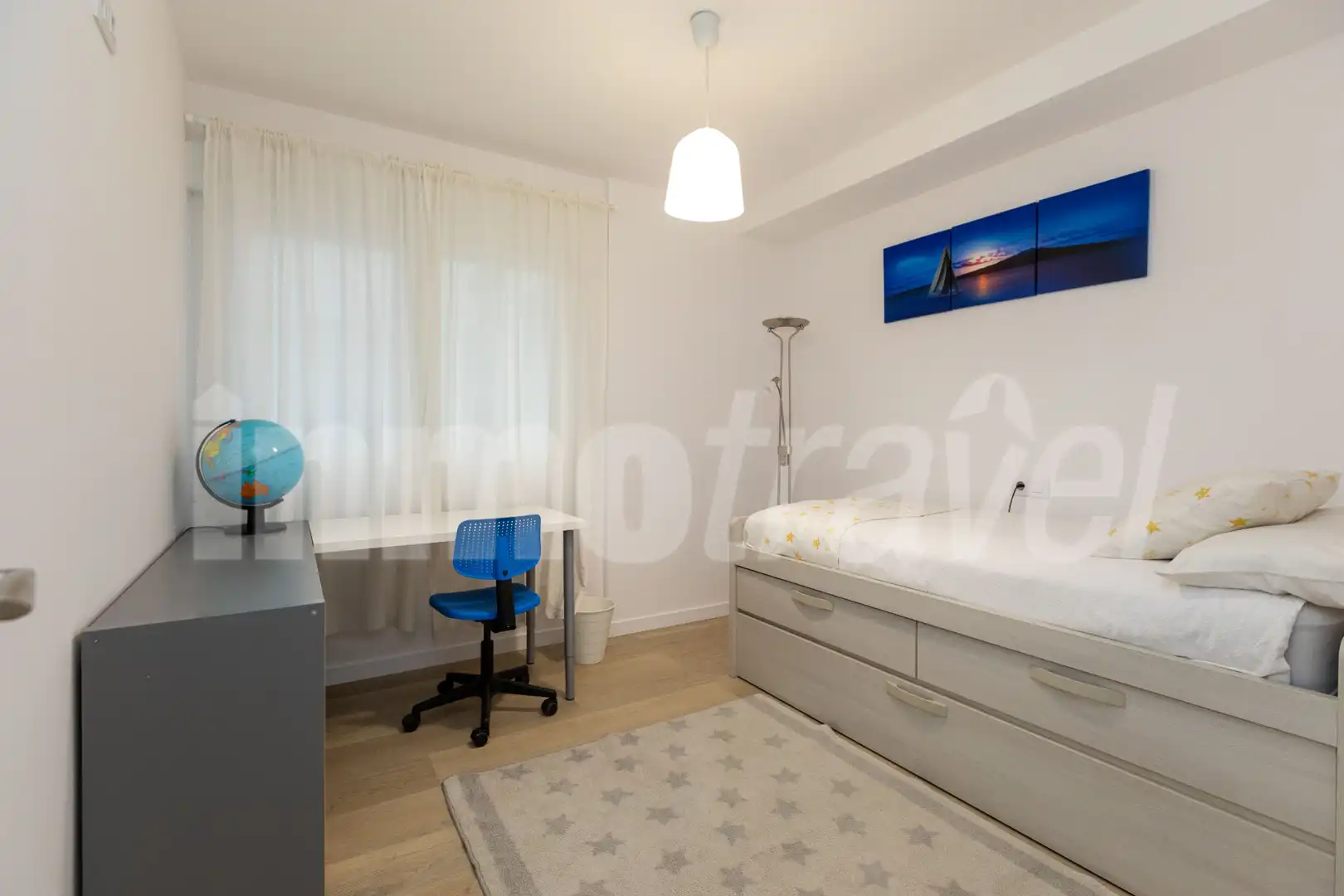 Bedroom of Flat for rent in Sanxenxo  with Heating, Parquet flooring and Furnished