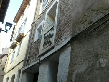 Casa aparellada en venda a C/ San Atilano