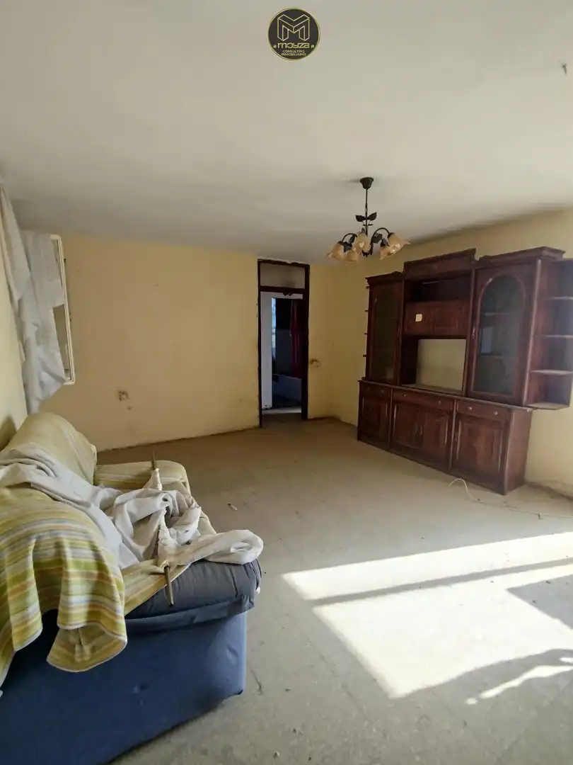 Sala d'estar de Pis en venda en Linares