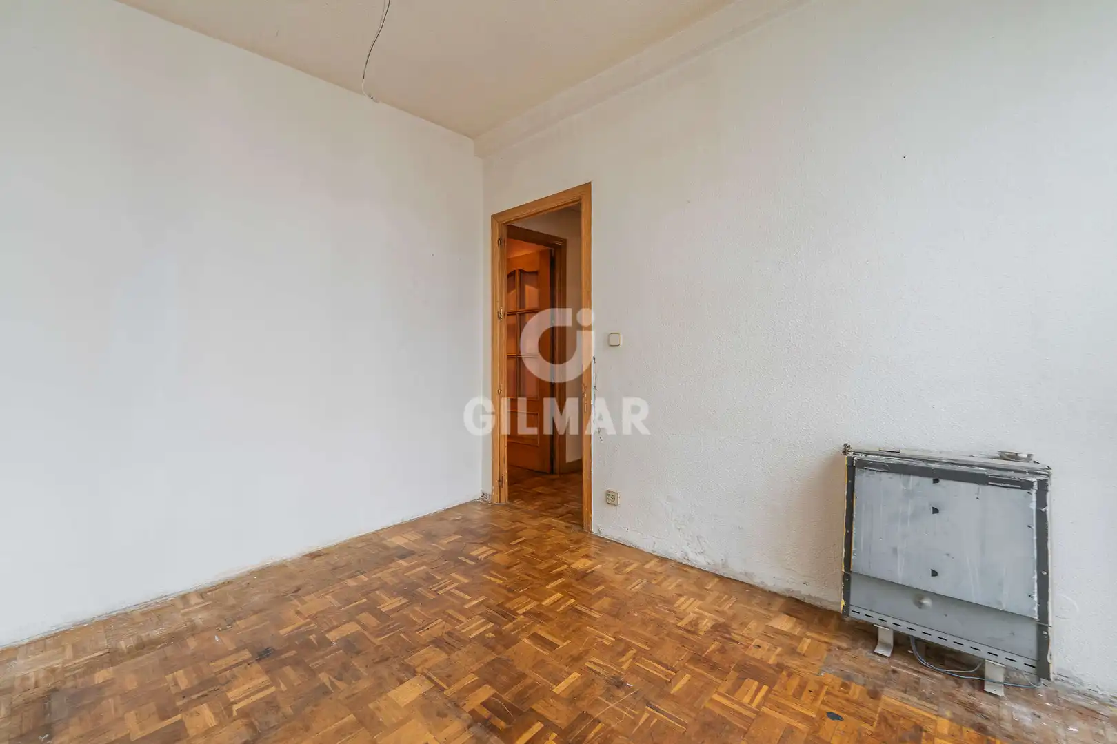 Schlafzimmer von Wohnung zum Verkauf in Madrid mit Heizung und Balkon