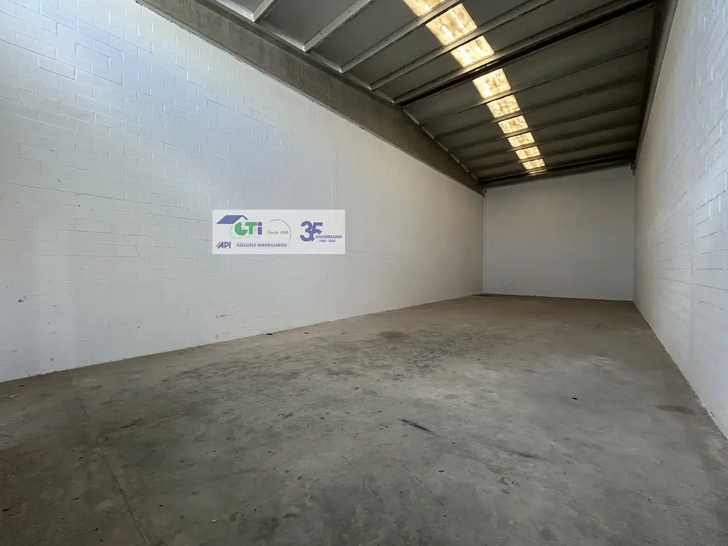 Industrial buildings for rent in CALLE ALBARDIN, Cartuja Baja