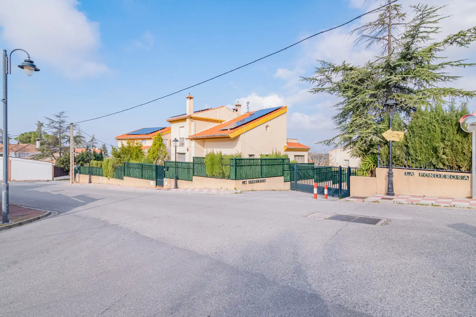 Haus oder Chalet zum Verkauf in Avenida Alfaguara