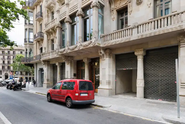Local de lloguer a Rambla de Catalunya, Dreta de l'Eixample