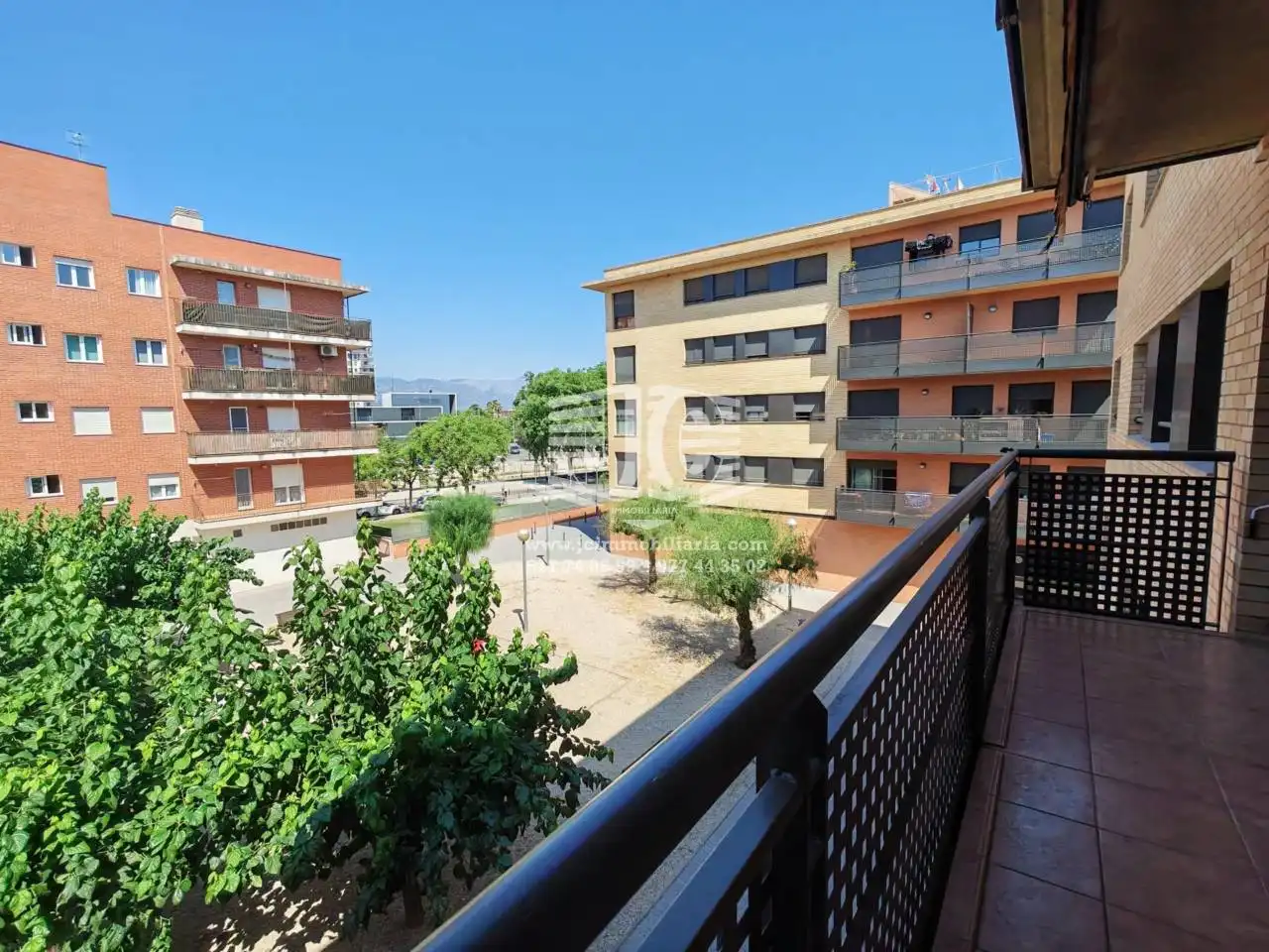 Wohnung zur Miete in Calle Barcelona, Sant Llàtzer