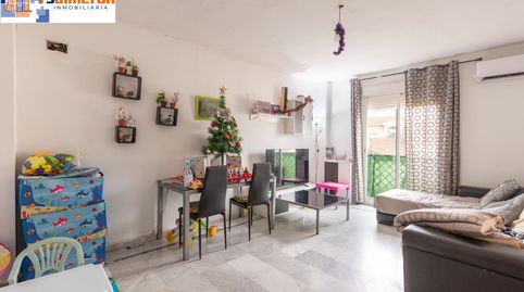 Foto 3 de Piso en venta en Fuente Alta, Fuente Vaqueros, Granada